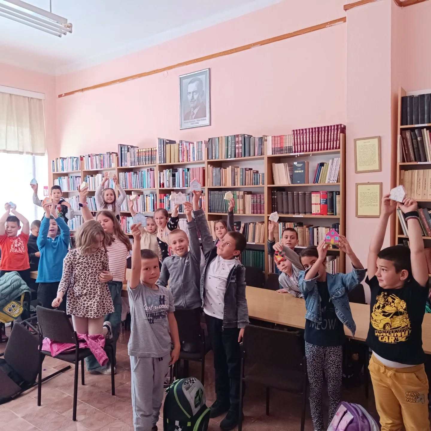 Прваци у библиотеци: Грађење куће